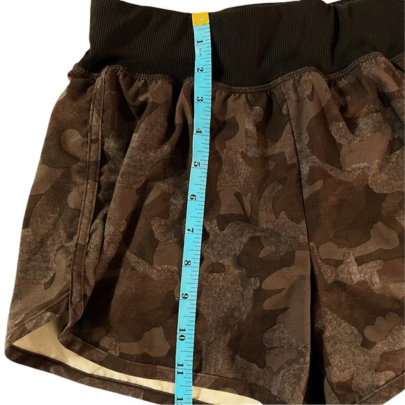 Girl's Zella SZ 12/14 Grey Elastic Waist Grey Camo Shorts - Picture 8 of 8